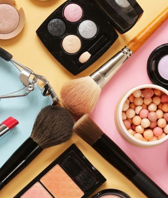Best Cosmetic Stocks in India
